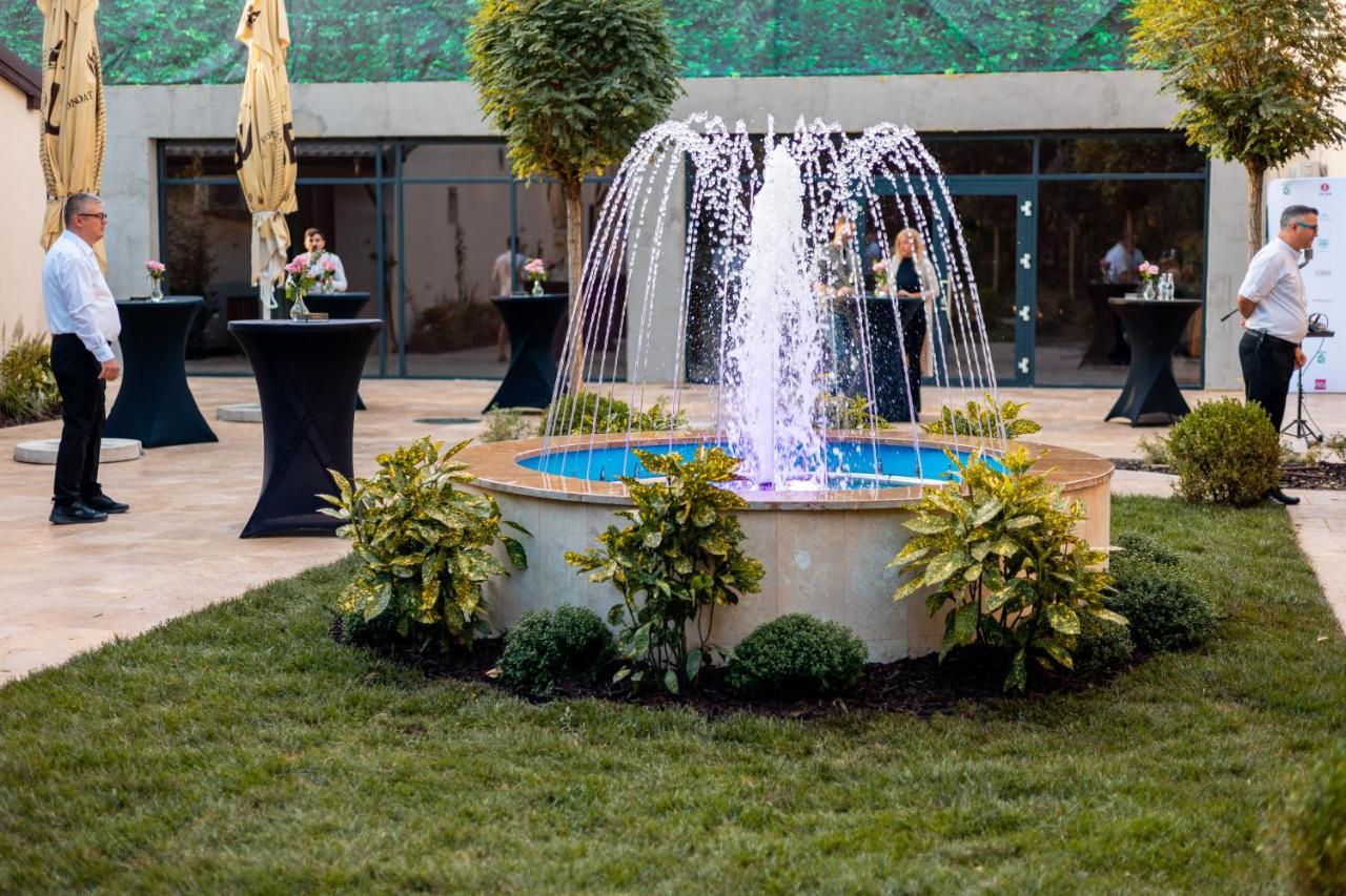 La Boheme Corbeanca - Partener Therme Ostratu Екстериор снимка